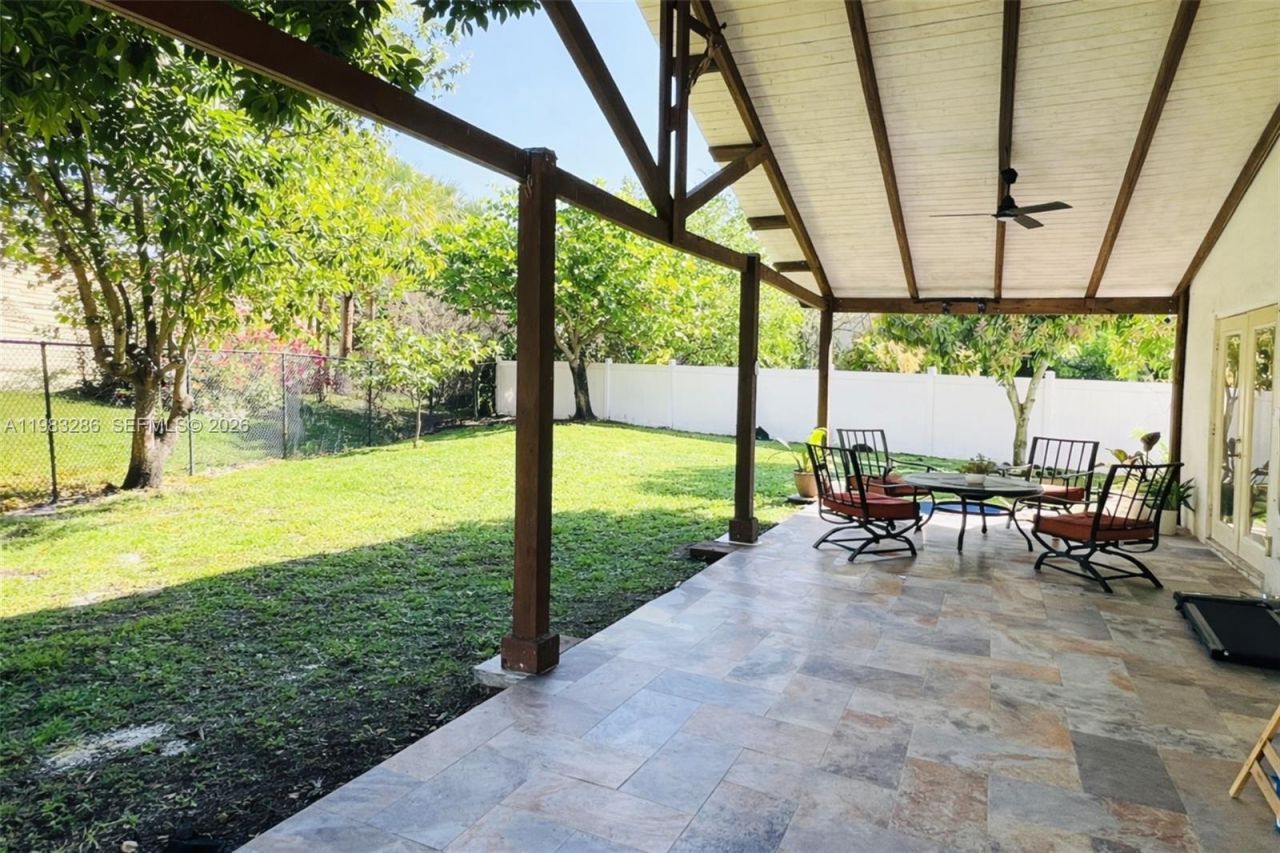 13311 SW 42nd St, Miramar, FL 33027 Photo