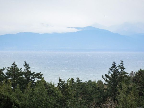 647 Michigan St , Unit 2006, Victoria, BC V8V 1S9