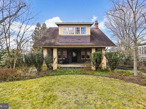 136 N IRVING STREET , ARLINGTON, VA 22201