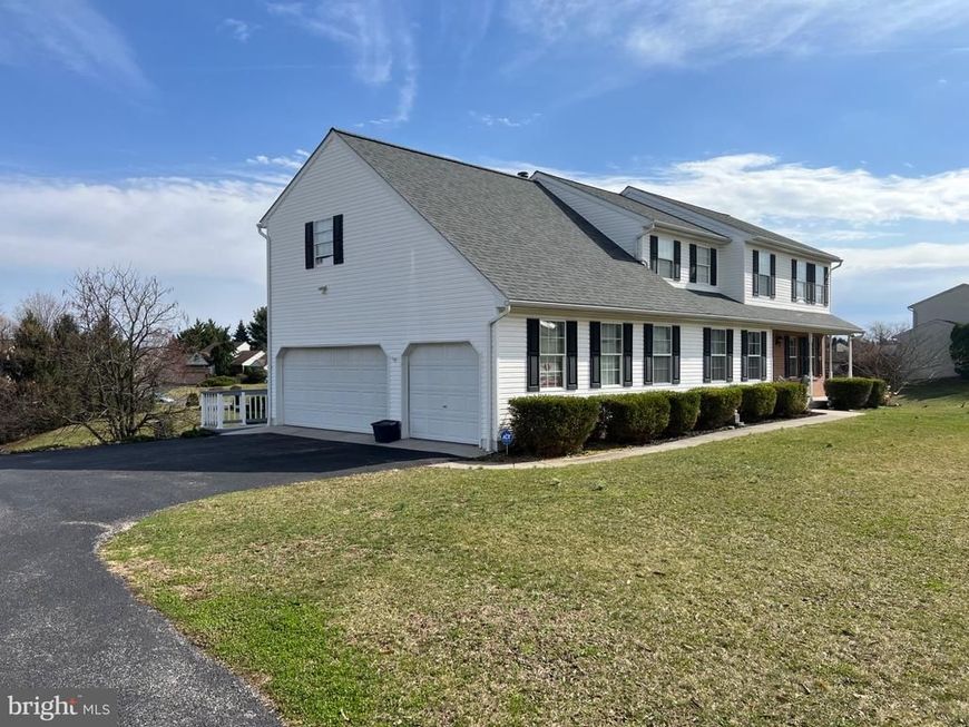 2455 Brandywine Lane, York, PA 17404 Main Photo