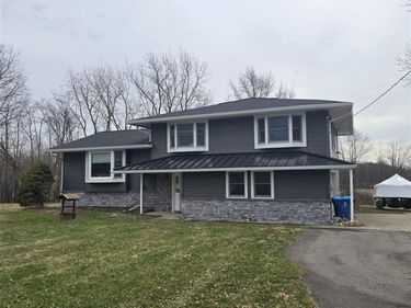 13477 S Horrell Road, Fenton, MI 48430