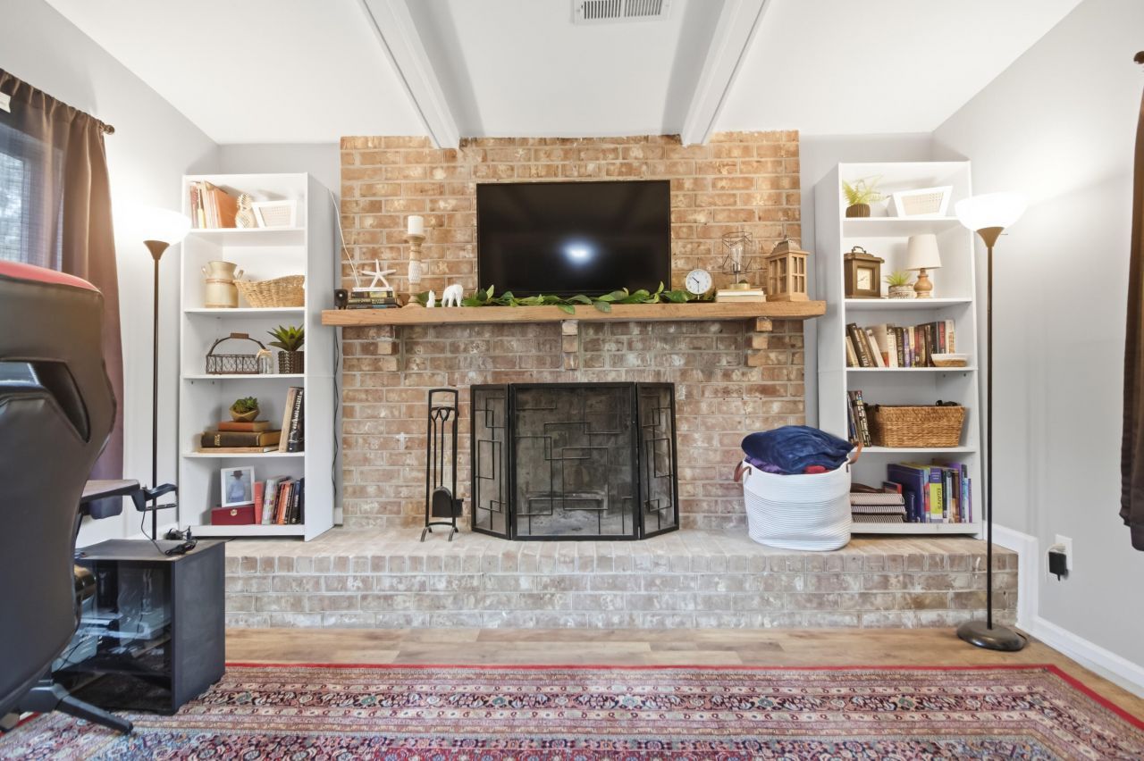 123 Foxborough Road Photo 17