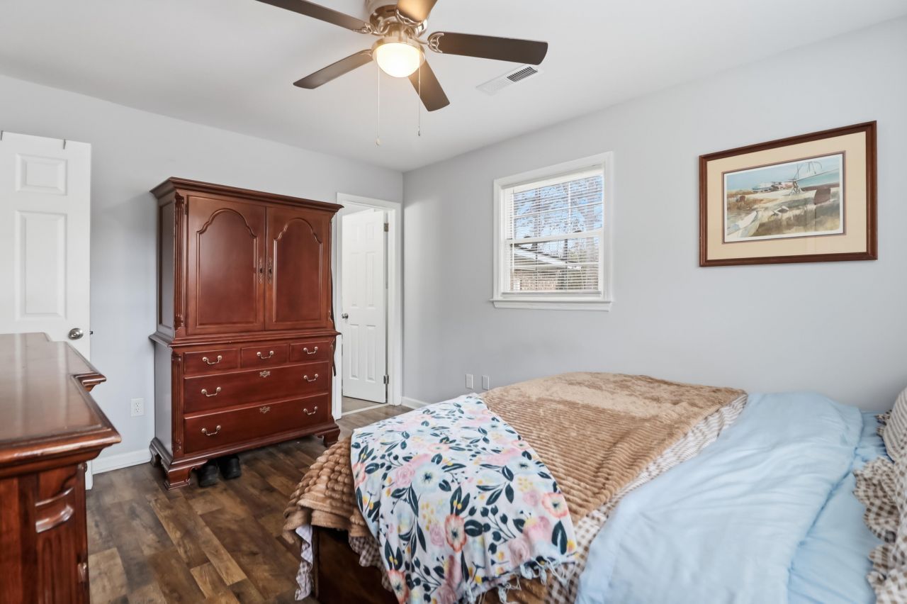 123 Foxborough Road Photo 19