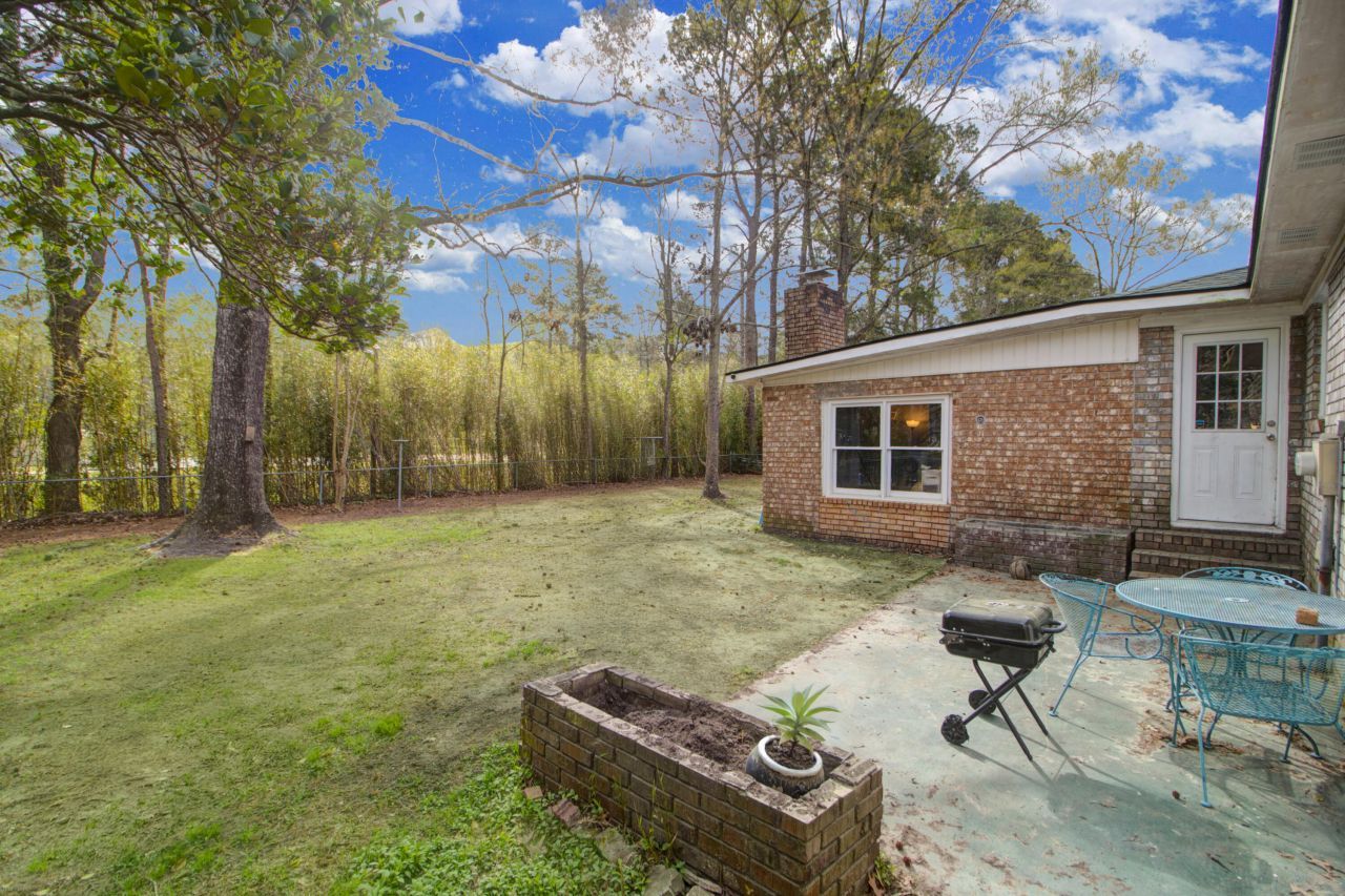 123 Foxborough Road Photo 28