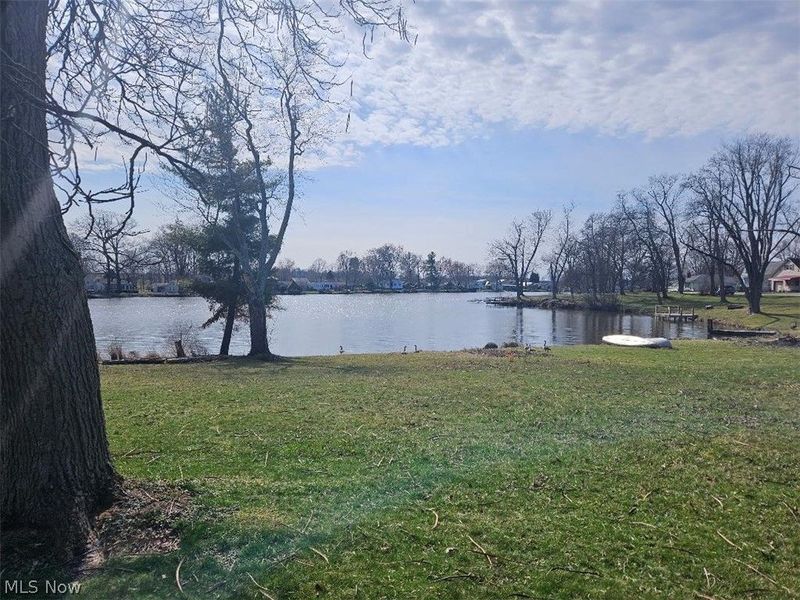 27292 Lake Front Drive, Beloit, OH 44609 Photo 13