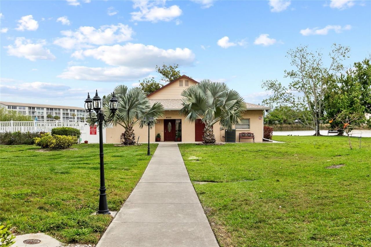 3959 Lake Bayshore Drive, Unit F 412, Bradenton, FL 34205 Photo