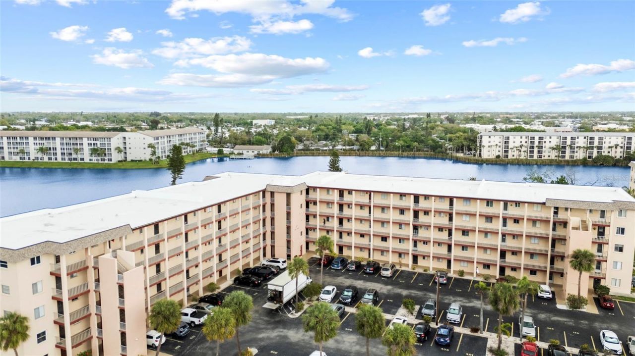3959 Lake Bayshore Drive, Unit F 412, Bradenton, FL 34205 Photo