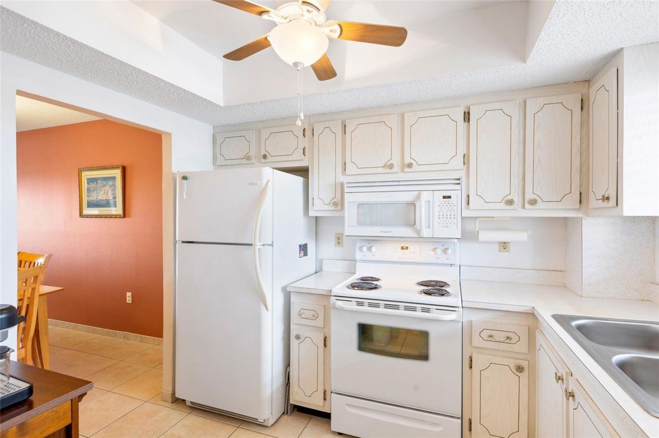 3959 Lake Bayshore Drive, Unit F 412, Bradenton, FL 34205 Photo
