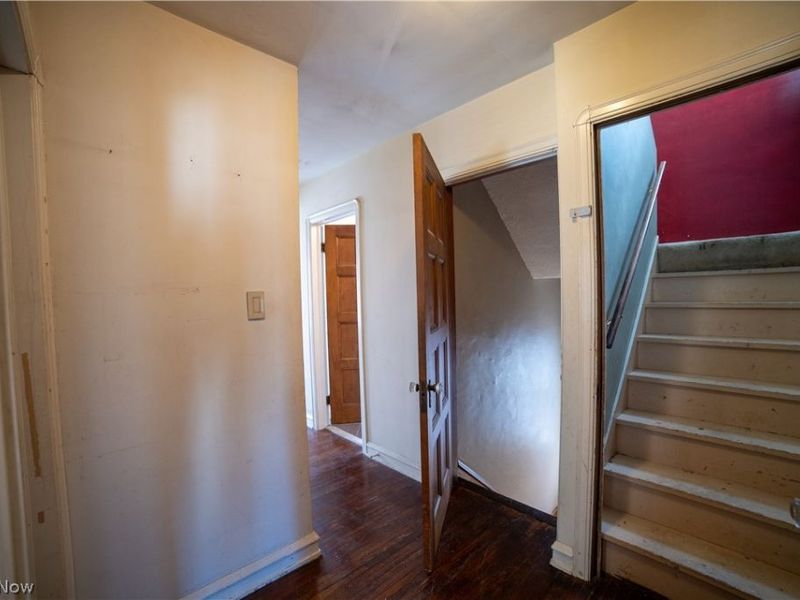 285 E 216th Street, Euclid, OH 44123 Photo 14