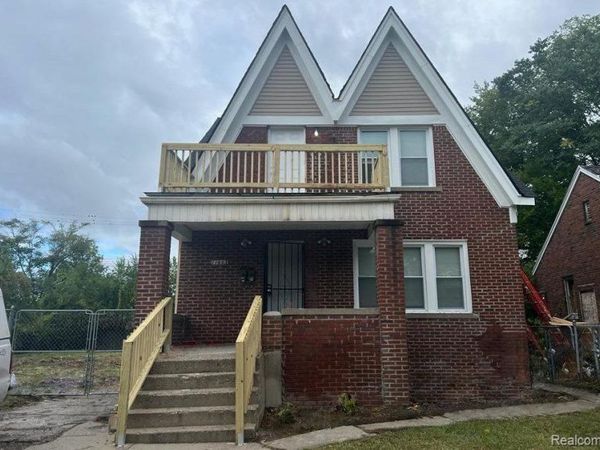 11401 Hartwell Street , Detroit, MI 48227