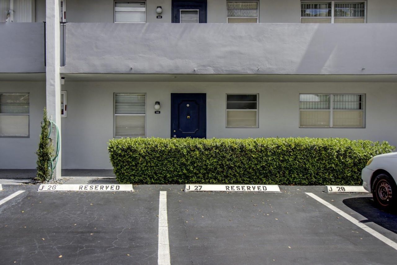 7797 Golf Circle Drive, Unit 103, Margate, FL 33063 Photo