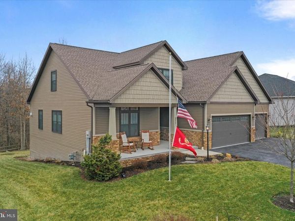 313 TOMS LANE, GREENCASTLE, PA 17225