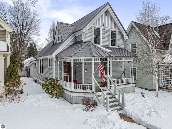 525 Webster Street, Traverse City, MI 49686