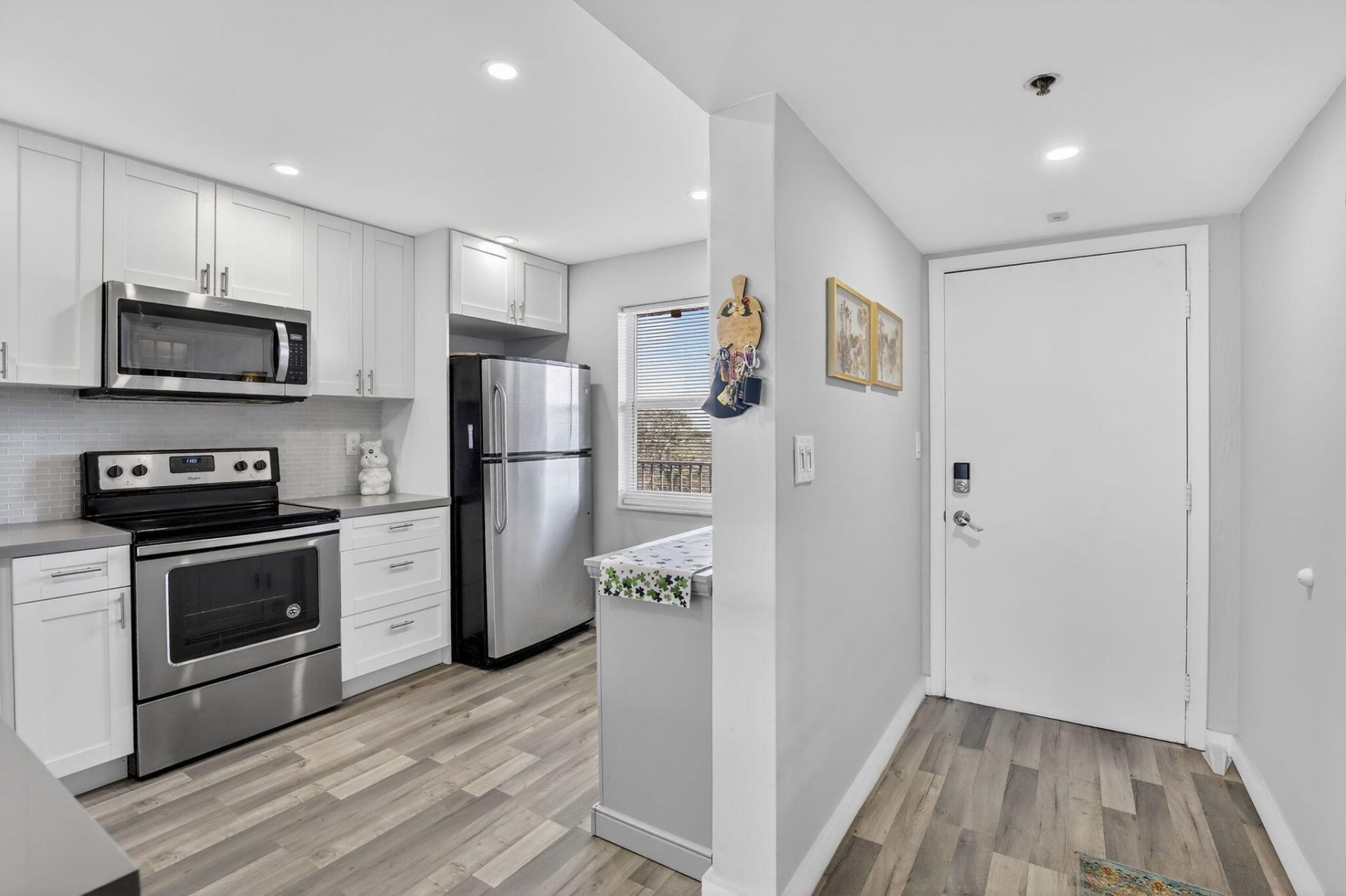 3910 Inverrary Boulevard, Unit 802-b, Lauderhill, FL 33319 Photo