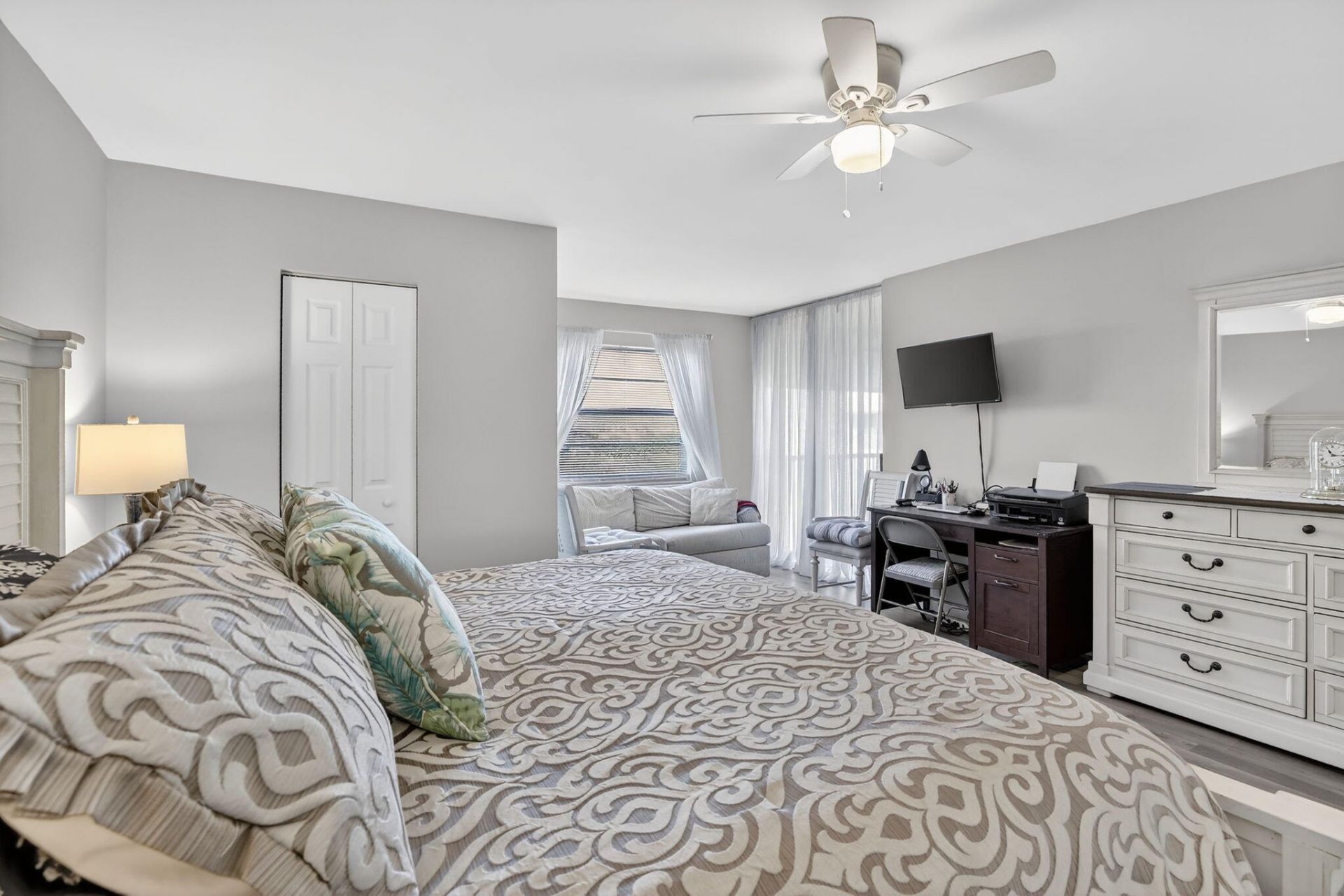 3910 Inverrary Boulevard, Unit 802-b, Lauderhill, FL 33319 Photo