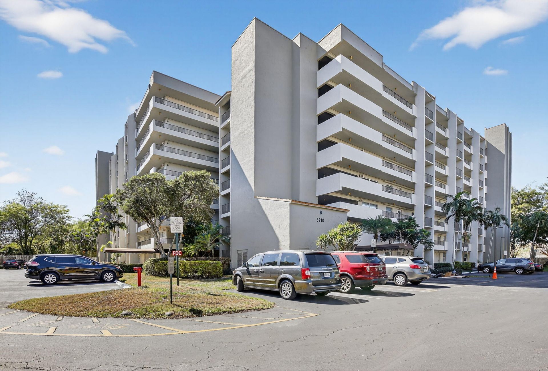3910 Inverrary Boulevard, Unit 802-b, Lauderhill, FL 33319 Photo
