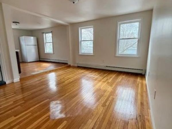 1188 5th Avenue , East Northport, NY 11731