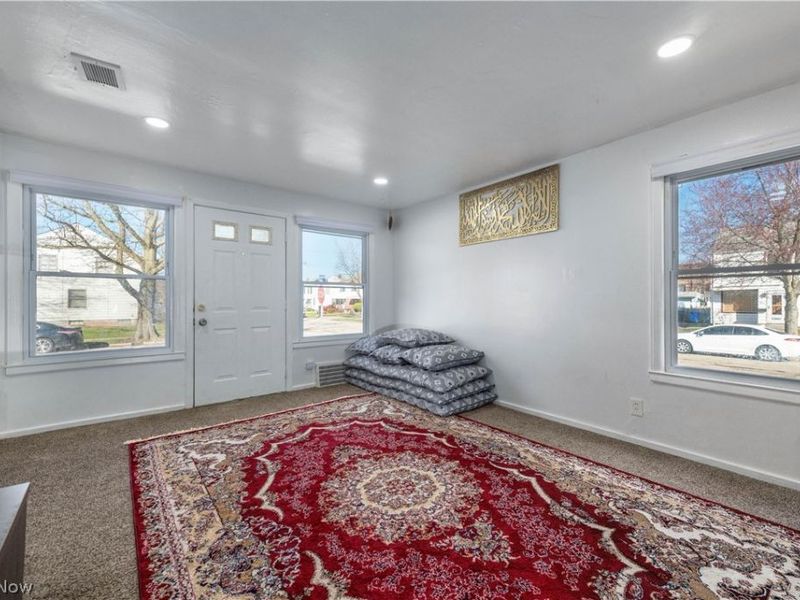 14101 Rainbow Avenue, Cleveland, OH 44111 Photo 4