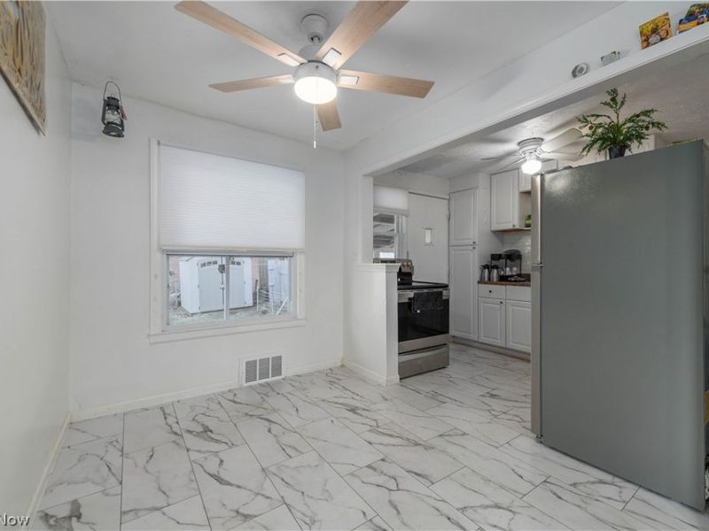 14101 Rainbow Avenue, Cleveland, OH 44111 Photo 8