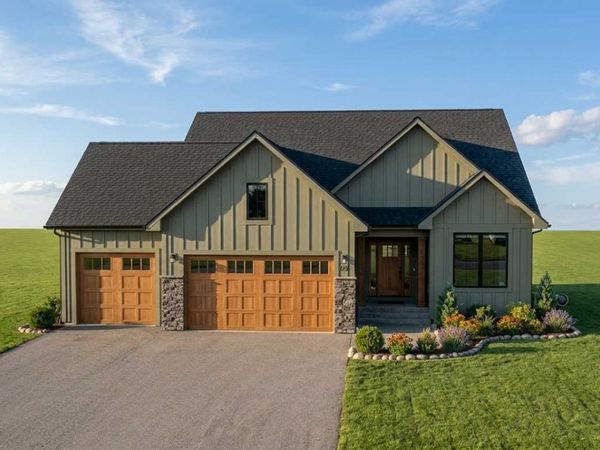 528X 389th Trail, North Branch, MN 55056