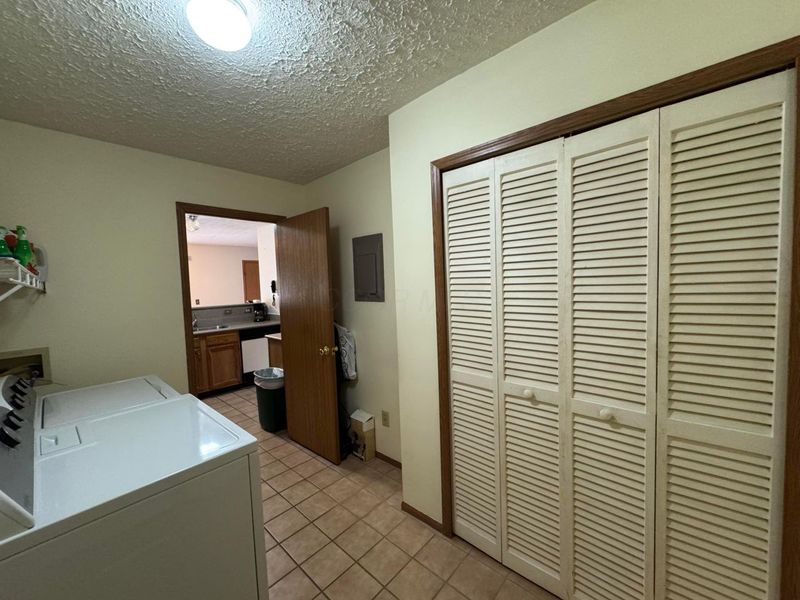 3672 Charlemonte Way, Unit 1, Canal Winchester, OH 43110 Photo 11