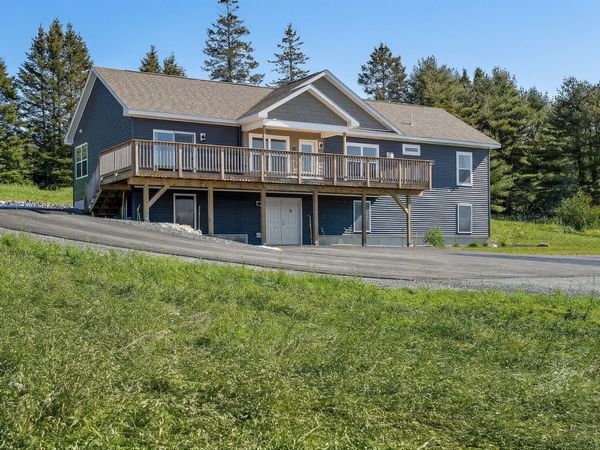 18 Farms Edge Road, Lamoine, ME 04605