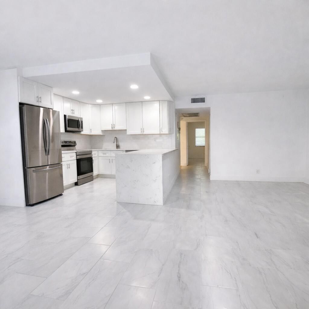 2003 Lincoln, Boca Raton, FL 33434 Photo