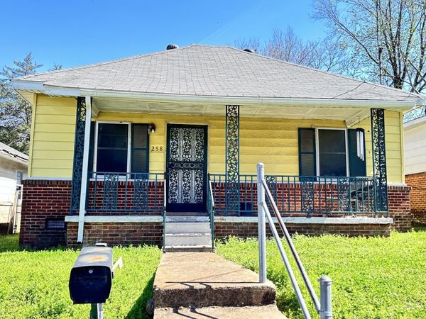258 Oak Street, Jackson, TN 38301