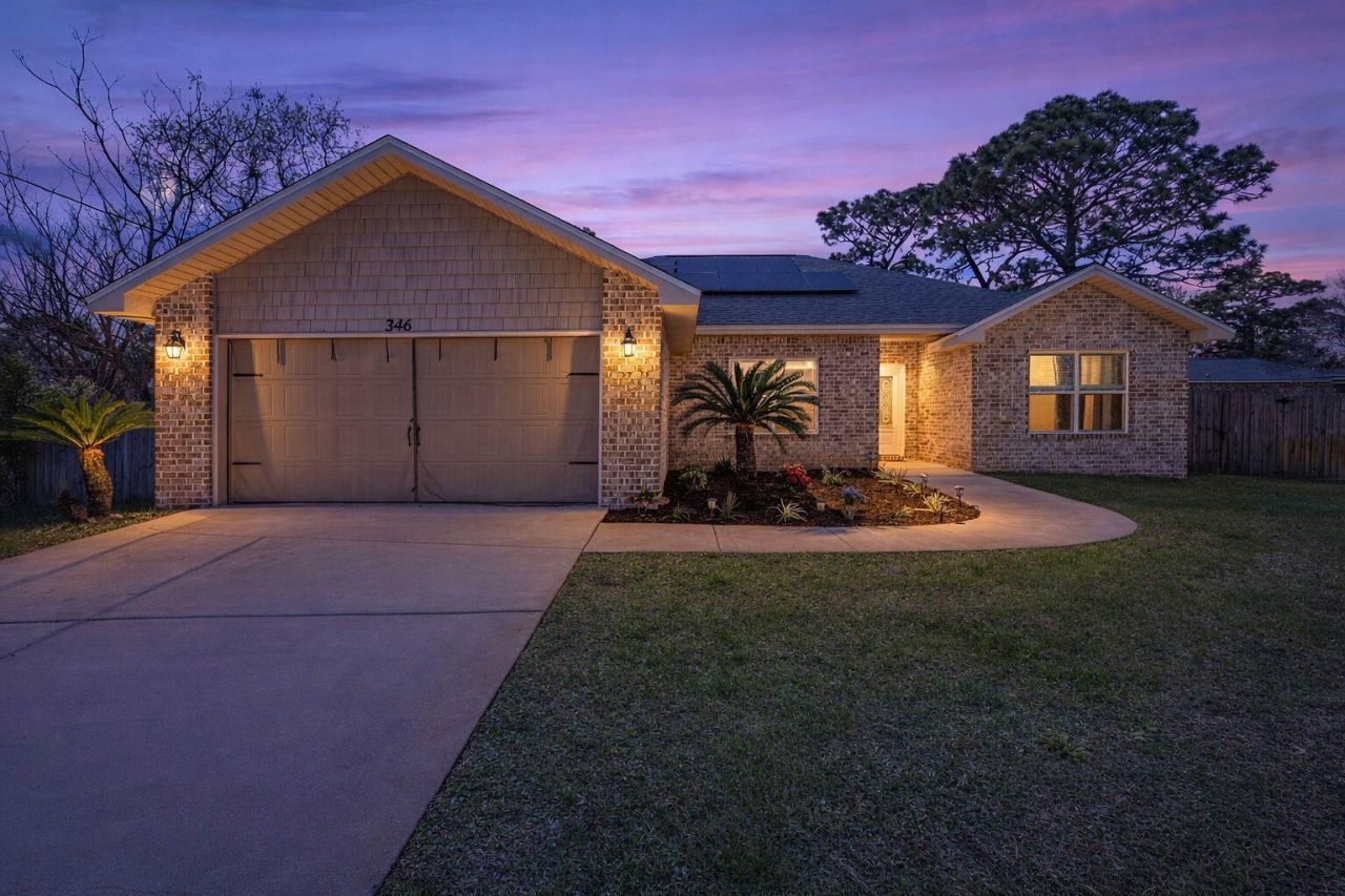 346 Morgan Lane, Mary Esther, FL 32569 Main Photo