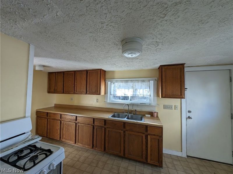 56 Marion Avenue, Mogadore, OH 44260 Photo 18