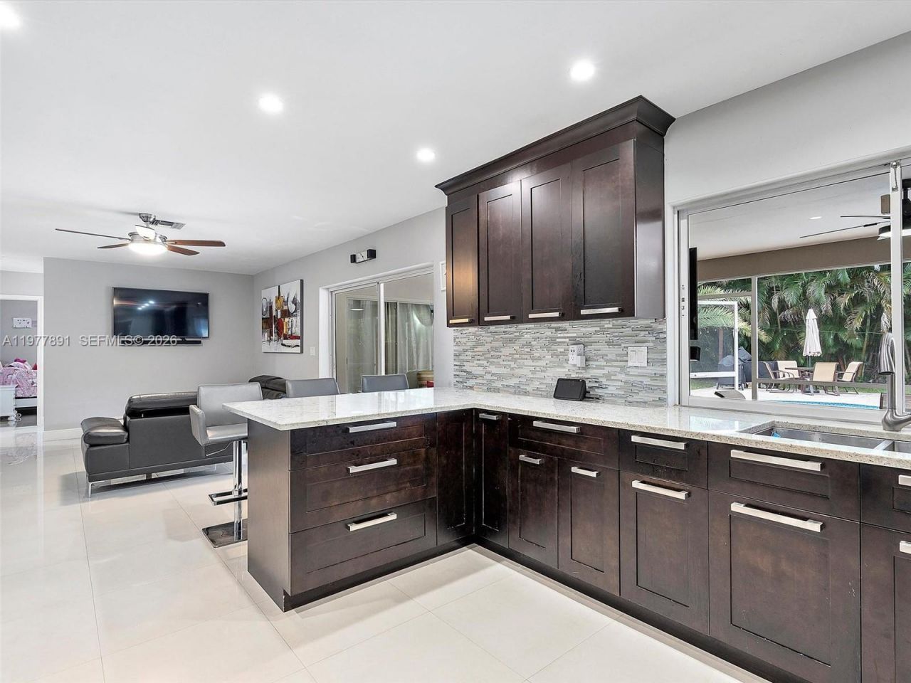 5620 SW 9th St, Plantation, FL 33317 Photo