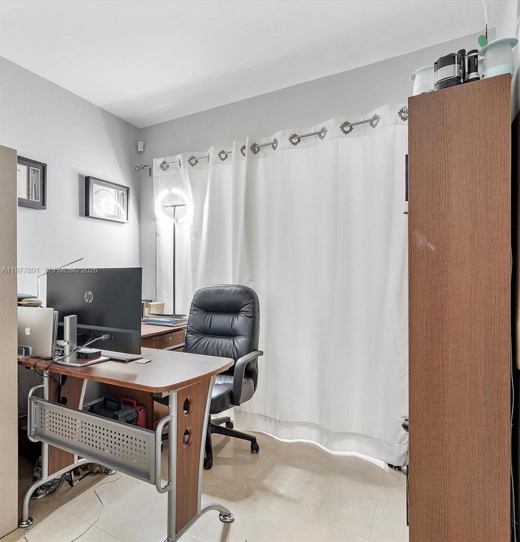 5620 SW 9th St, Plantation, FL 33317 Photo