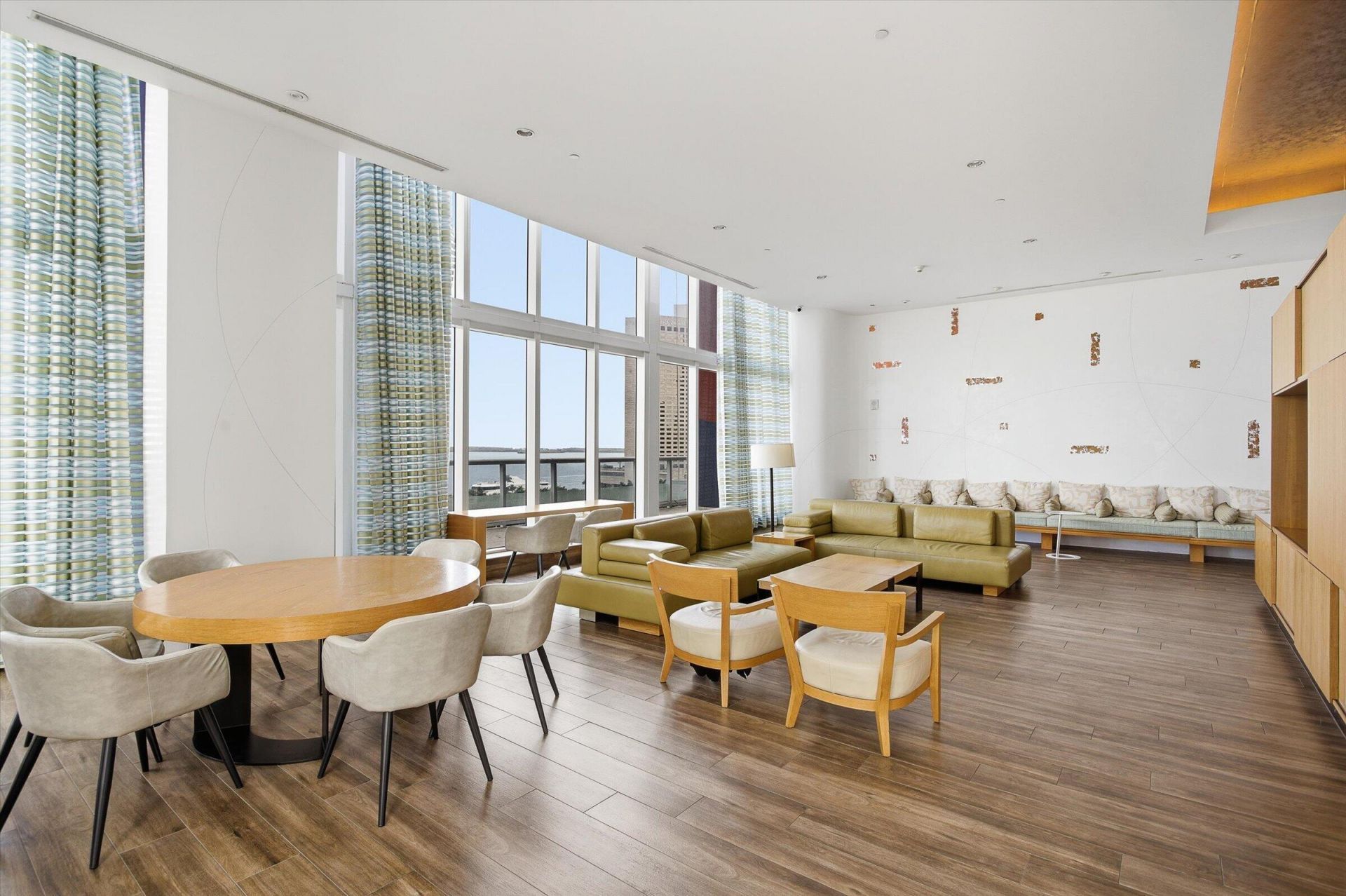 50 Biscayne Boulevard, Unit 4603, Miami, FL 33132 Photo