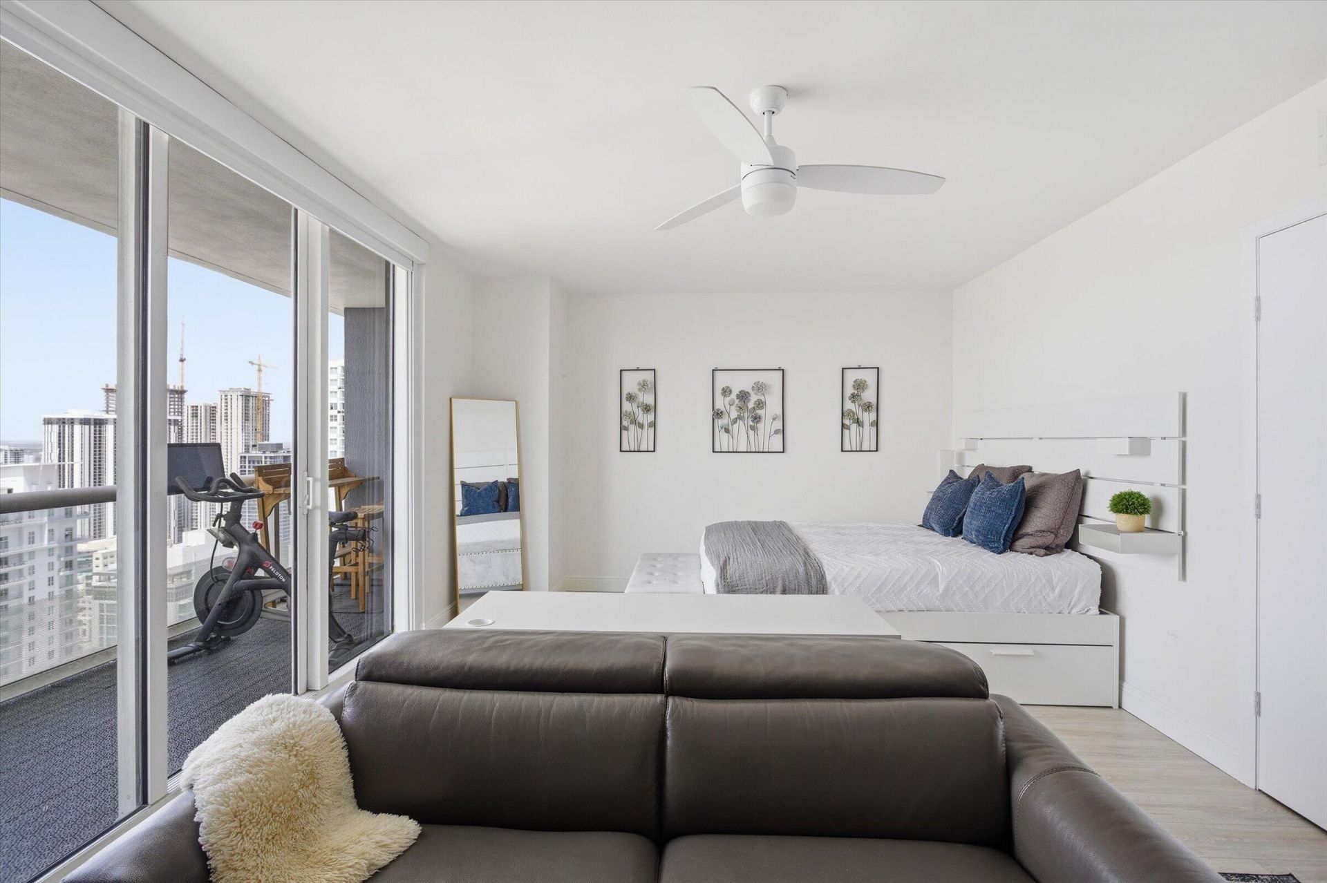 50 Biscayne Boulevard, Unit 4603, Miami, FL 33132 Photo