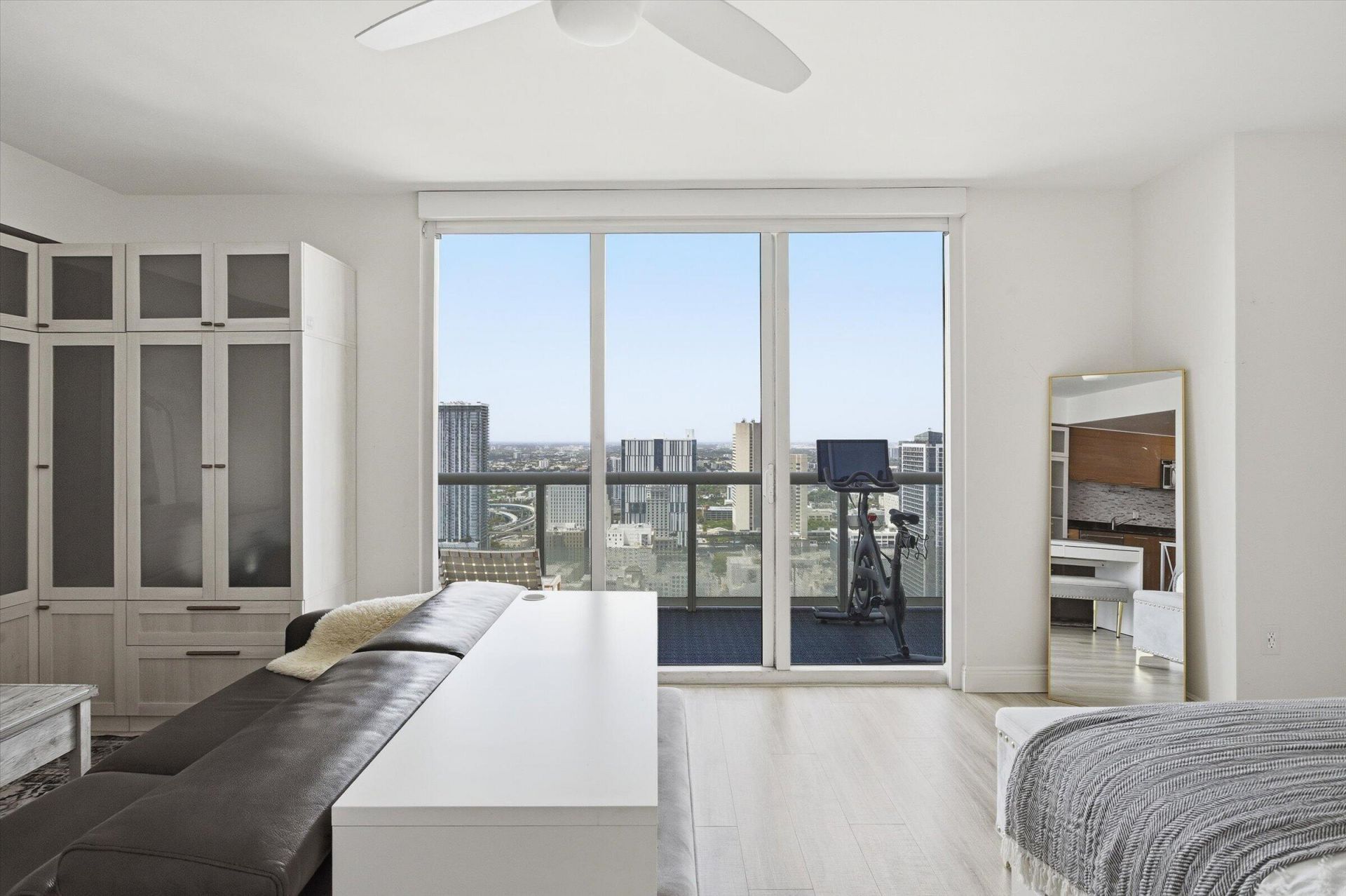 50 Biscayne Boulevard, Unit 4603, Miami, FL 33132 Photo