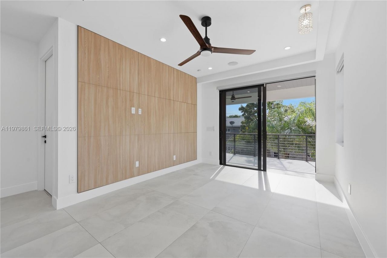 609 NE 8th Ave, Unit B, Fort Lauderdale, FL 33304 Photo