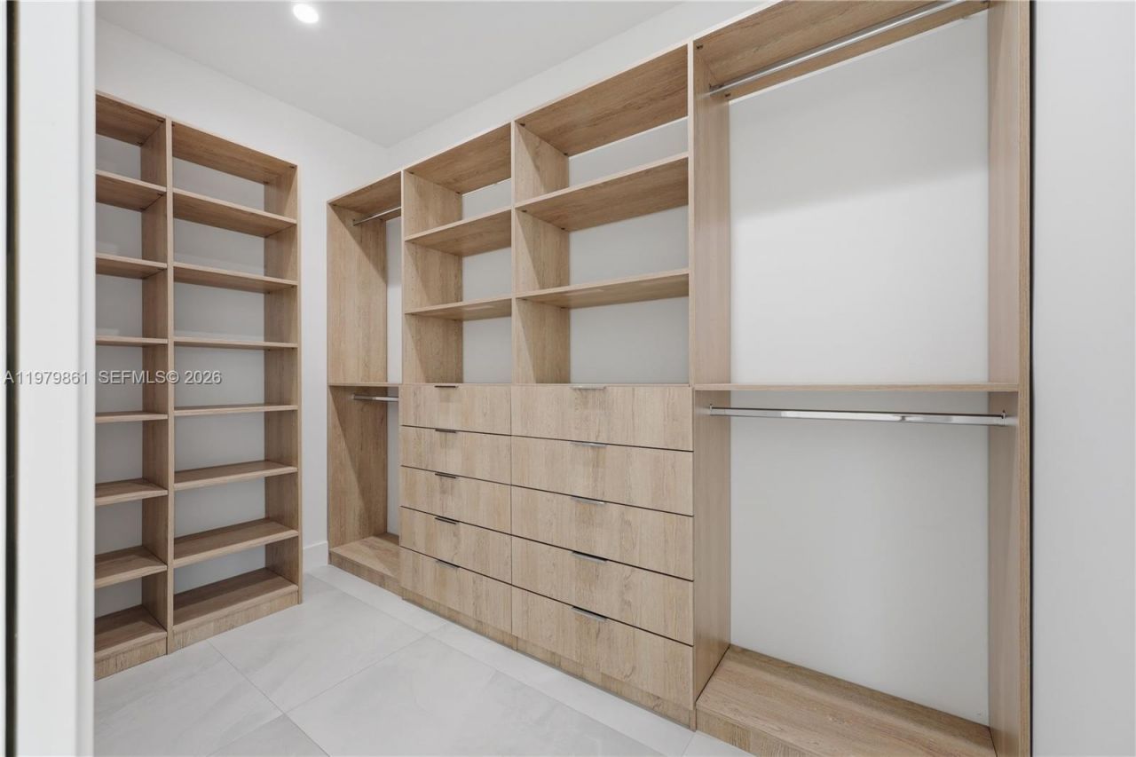 609 NE 8th Ave, Unit B, Fort Lauderdale, FL 33304 Photo