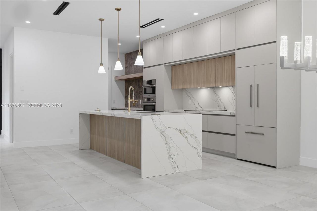 609 NE 8th Ave , Unit B, Fort Lauderdale, FL 33304 Photo