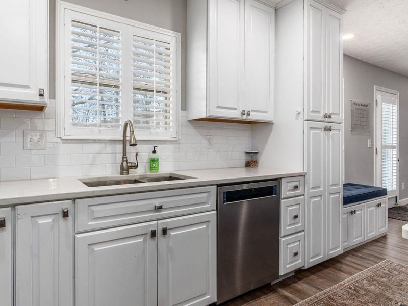 9105 Misty Dawn Drive, Columbus, OH 43240 Photo 13