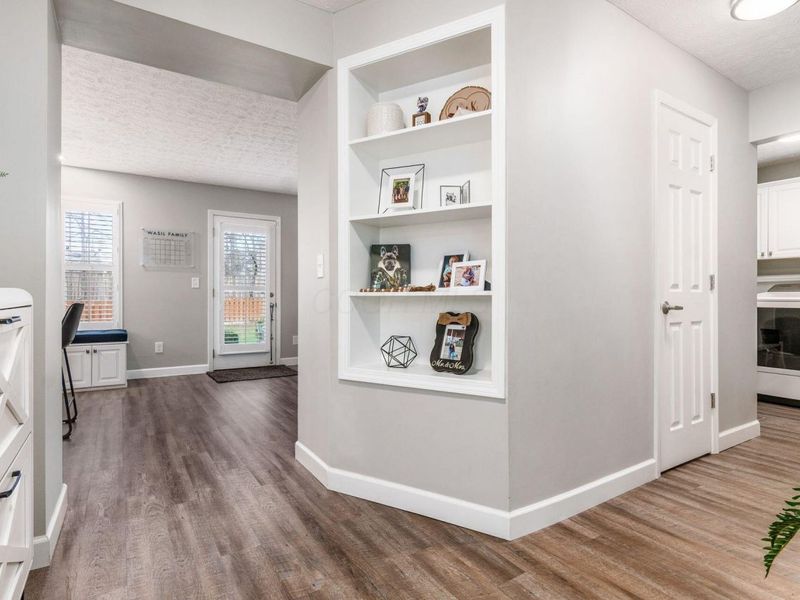 9105 Misty Dawn Drive, Columbus, OH 43240 Photo 4