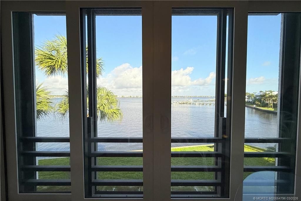 1950 SW Palm City Road, Unit 14-305, Stuart, FL 34994 Photo