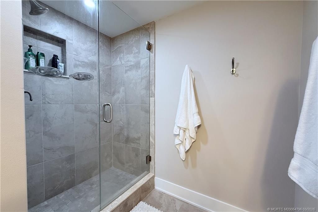 1950 SW Palm City Road, Unit 14-305, Stuart, FL 34994 Photo