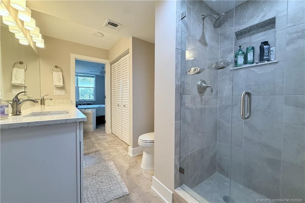 1950 SW Palm City Road, Unit 14-305, Stuart, FL 34994 Photo