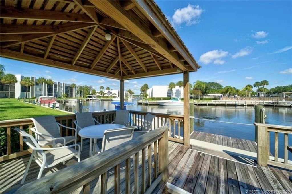 1950 SW Palm City Road, Unit 14-305, Stuart, FL 34994 Photo