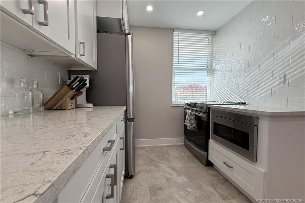 1950 SW Palm City Road, Unit 14-305, Stuart, FL 34994 Photo