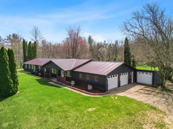 500 E 136th Street, Grant, MI 49327