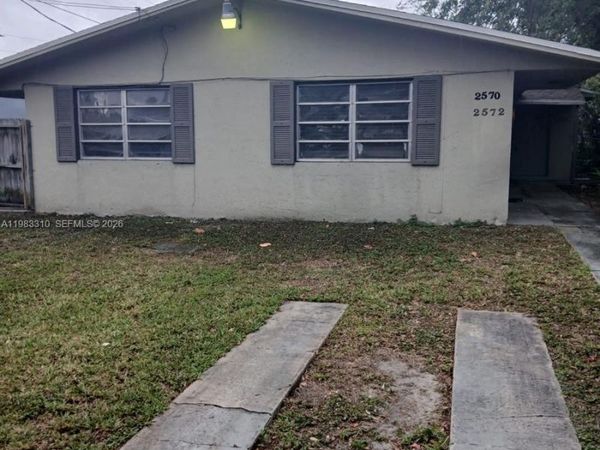 2570 NE 192nd St , Unit 2, Miami, FL 33180