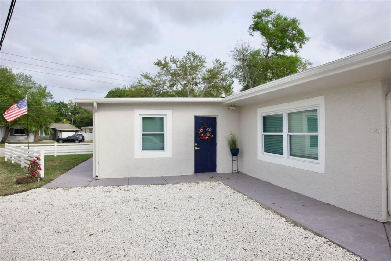 4580 16th Street N, Saint Petersburg, FL 33703 Photo