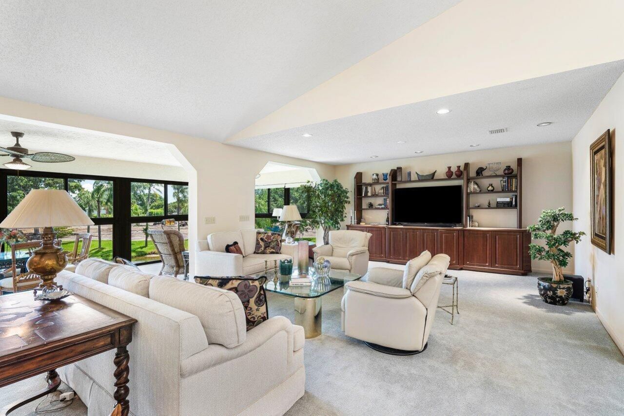 69 Eastgate Drive, Unit D, Boynton Beach, FL 33436 Photo