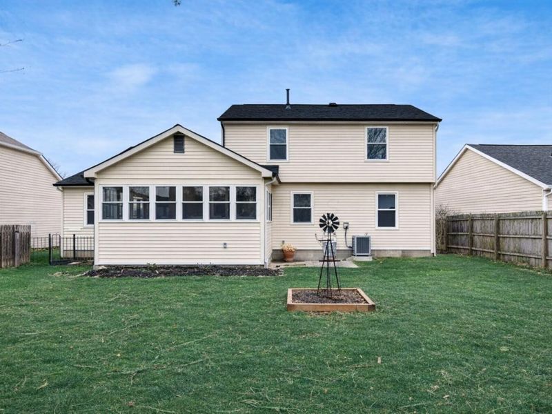 4851 Leybourne Drive, Hilliard, OH 43026 Photo 2